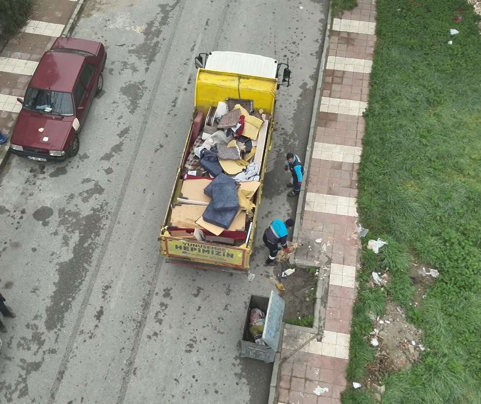 Artık kapı önüne dolap, koltuk, buzdolabı bırakılmayacak 5